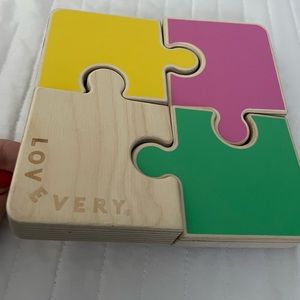 Lovevery chunky wooden jigsaw puzzle
